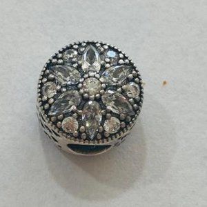 PANDORA - RADIANT BLOOM CHARM